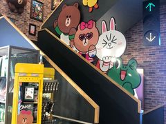 -LINE FRIENDS Garosu-gil Flagship Store