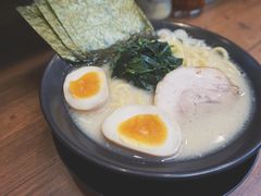 -横浜家系ラーメン 鶯家