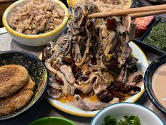 -洞庭洲·防空洞火锅·铜锅涮肉·烧烤(新百广场店)