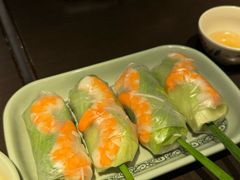 -大头虾越式风味餐厅(光明广场店)