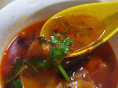 -小许三鲜砂锅馄饨店(家多乐烟酒店)