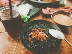 -江湖餐厅–重庆九宫格老火锅