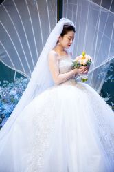 -伯瓷皇后婚纱艺术空间
