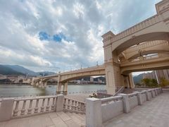 -星巴克(丽水青田临江东路店)