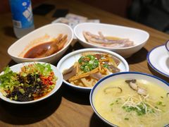 -二孃鸡爪爪(东风路总店)