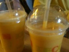 -沪上阿姨鲜果茶(世茂广场宽厚里店)