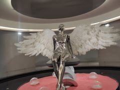 -涨巢·潮玩水疗局