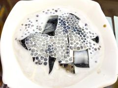 椰汁龟苓膏-仁信老铺甜品(北京路店)