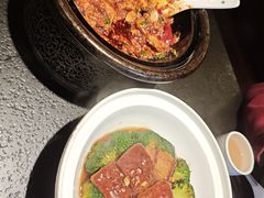 -万重锦·人文川菜馆(骡马市店)