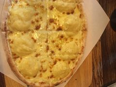 -I HOLIC艾豪丽披萨(KKone店)