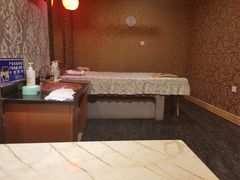 -君怡休闲洗浴会馆