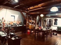 -良友书坊(安徽路店)