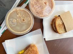 -星巴克(武汉金色港湾店)