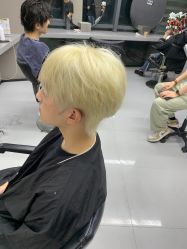 -宫铭烫发染发接发店