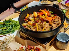 -芦茨金富饭庄·25年老字号·专做稻草鸡