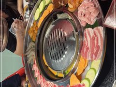 -哈哈碳都·牛肋条无限自助烤肉(宝龙店)