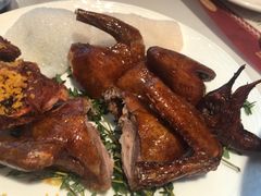 秘制脆皮乳鸽-避风塘·金牌店·夜宵(金玉兰店)