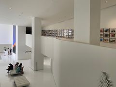 -罗红摄影艺术馆