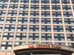 -成都保利公园皇冠假日酒店(熊猫基地店)