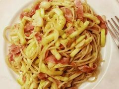 -唛歌时尚KTV(胜利北路店)