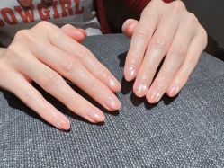 -悦指间美甲美睫