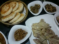 android_upload_pic-老牌坊•鲁菜名店•地道济南菜(大观园商埠店)