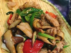 香菇炒肉-益恒饭店乡间白族菜(古城总店)