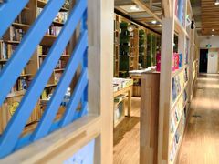 -新华书店(泉城路店)