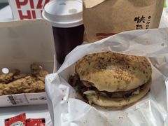 -必胜客(桂林中山店)
