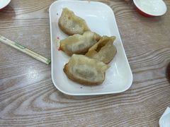 -珊珊小笼馆(仙霞路店)