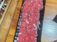 -果松木炭酸菜铜火锅·外婆参鸡汤