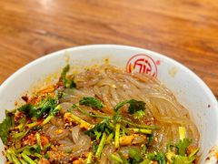 -万记麻辣烫国展总店