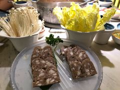 -左庭右院鲜牛肉火锅(浦江欢乐颂店)