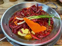 -老街·稳拈老火锅(海椒市店)