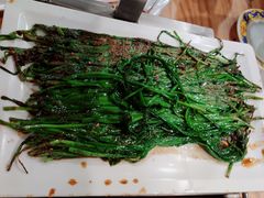 -欢乐牧人蒙古炭烤羊腿(四平路店)