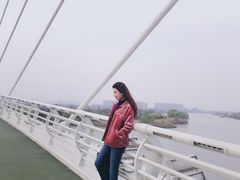 -南京眼步行桥