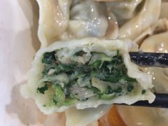 荠菜肉冷馄饨-潘国仙耳光馄饨(黄家阙路店)