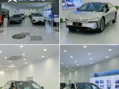 -王府井百货熙地港店