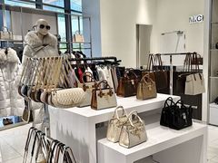 -砂之船奥莱(南京江宁店)
