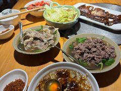 -大众跷脚牛肉馆·非遗传承单位(峨眉山店)