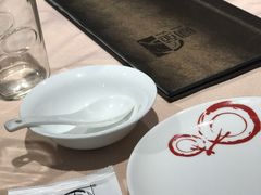 高級的餐具摆设-圆苑(上海广场店)