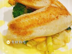 -北京海湾半山酒店-加咖啡西餐厅