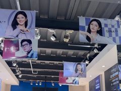 -诺柯视眼镜-蔡司依视路官方工厂店(淞南一店)