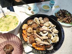 -巧克力渔家.小船海鲜胶东菜(万平口店)