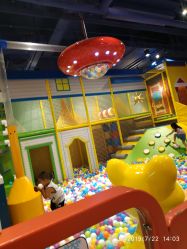 -LuckyStar幸运星家庭娱乐中心(东莞国贸店)