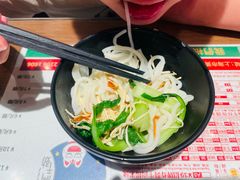 -肥汁米蘭香港米线(宁波路总店)