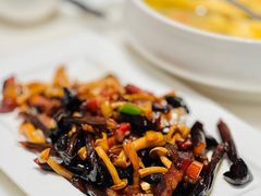 鸡枞菇炒腊味-南太湖山庄·四季轩&国风堂中餐厅