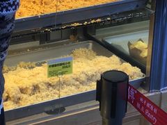 -鲍师傅糕点(江苏路店)