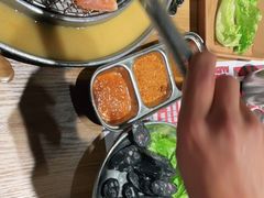 -青瓦炭韩潮烤肉(花园道店)