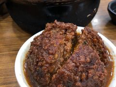 咸蛋黄狮子头-阿娘面馆